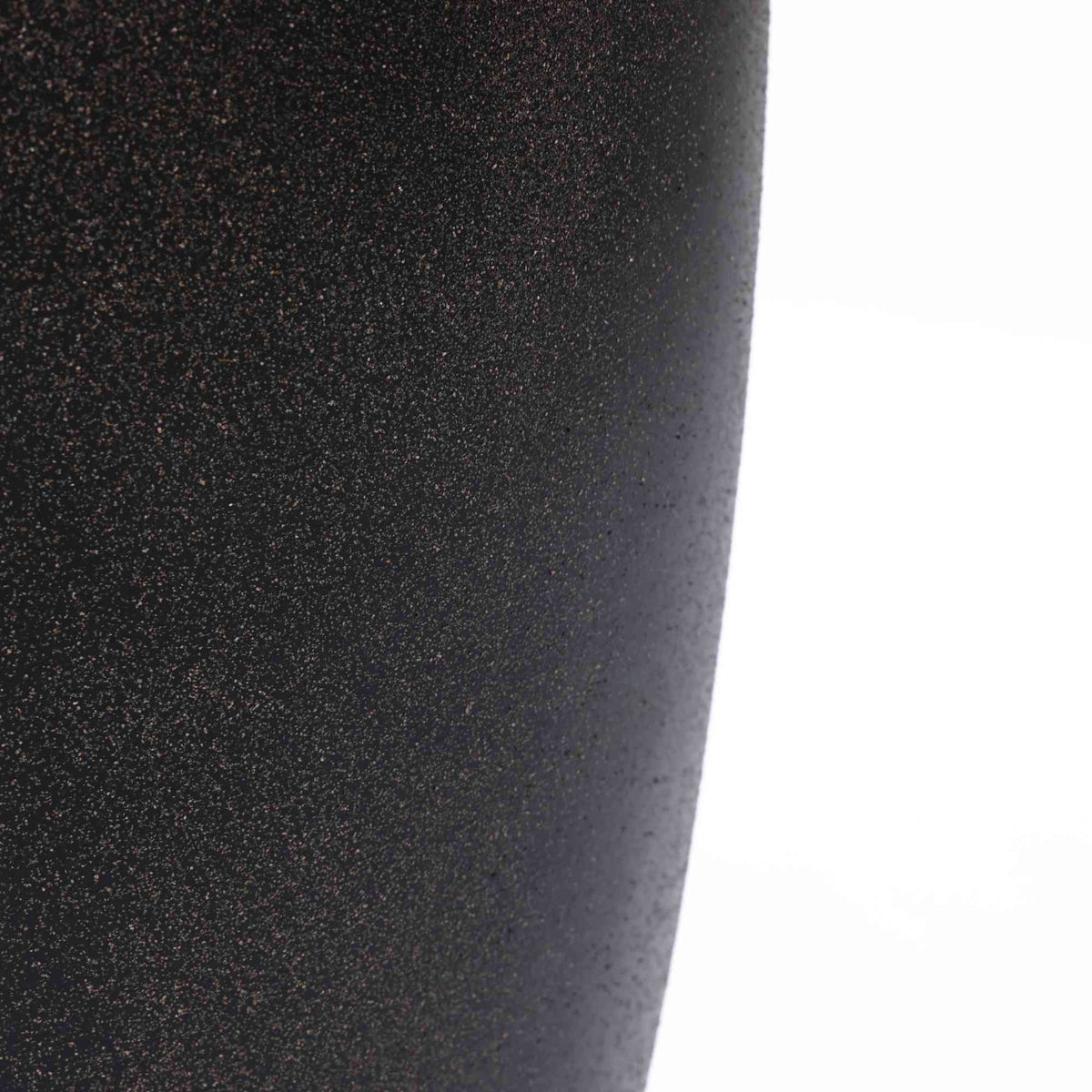 Mod324 Round MgO Accent Side Table, Black & Gold Specks