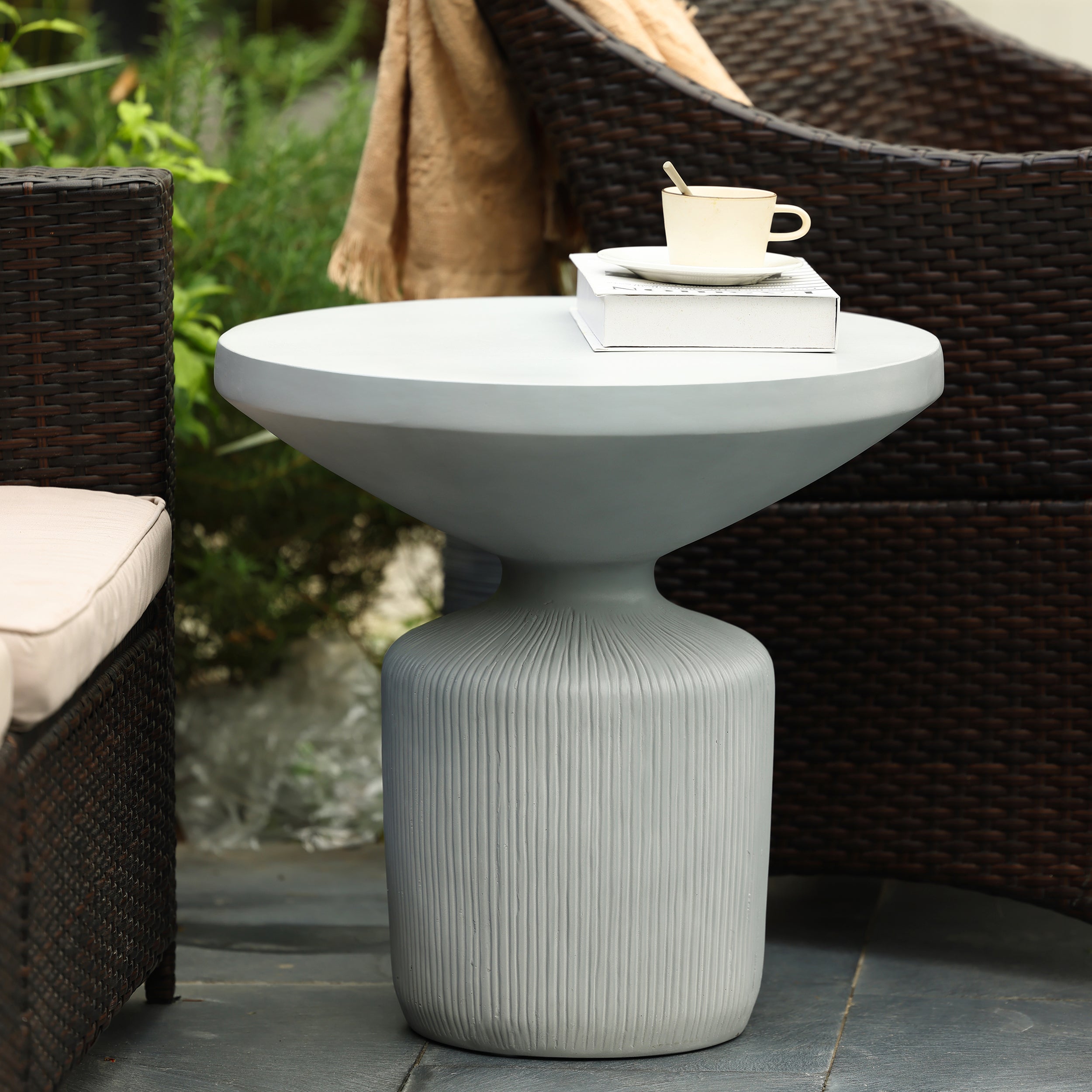 Light Gray MgO Indoor and Outdoor Round Side Table
